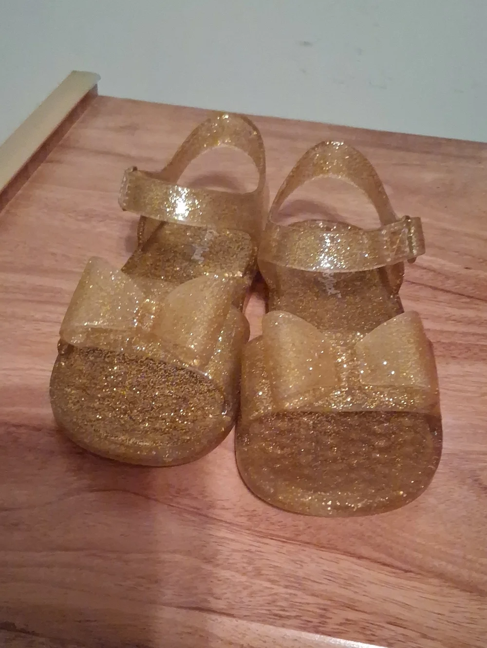 Cat & Jack Gold Glitter Bow Jelly Sandals